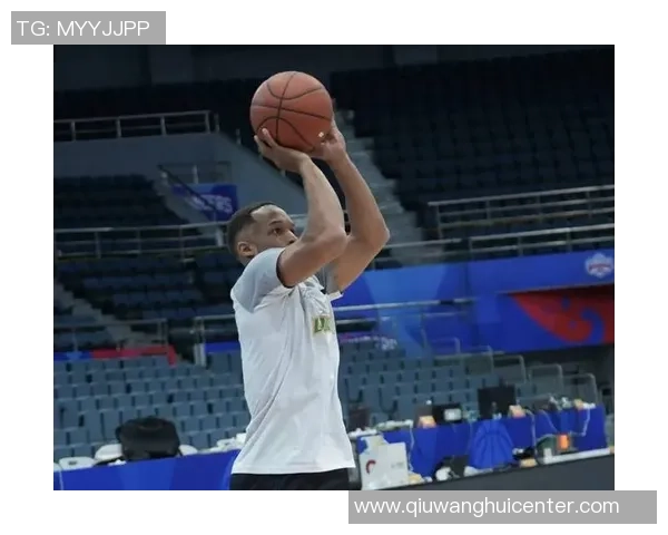 布朗25分53秒创队史最快35分5篮板5助攻纪录引发热议